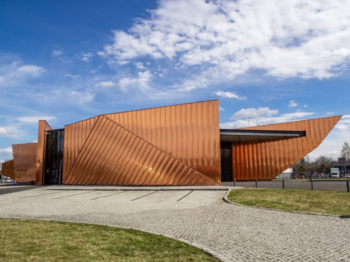 Le Large ouvre sur l'île Seguin : le nouveau centre d'art de l'ouest parisien