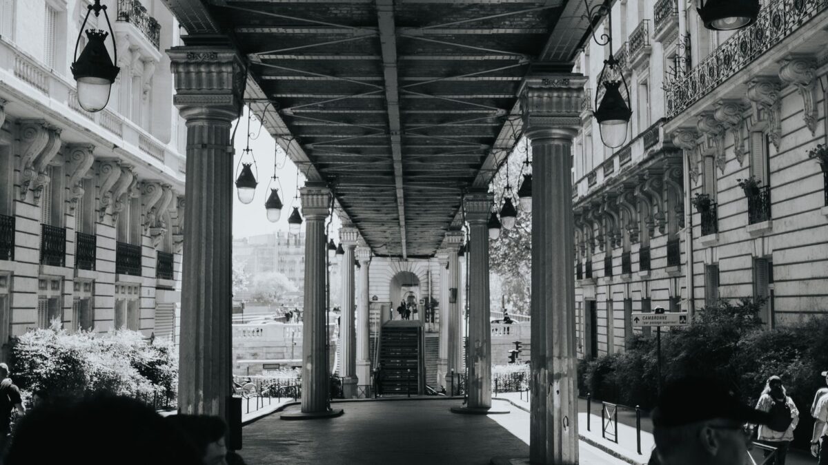 Brassaï au Hangar Y : le Paris des années 1930 vu par « l'œil de Paris »